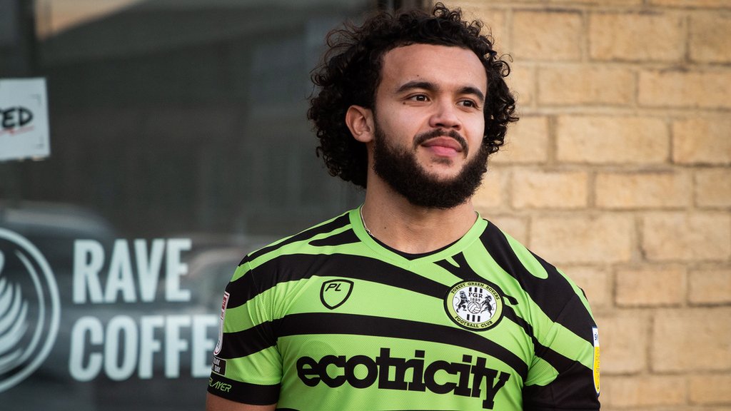 Forest Green Rovers unveil new kit made from coffee waste - CBBC Newsround