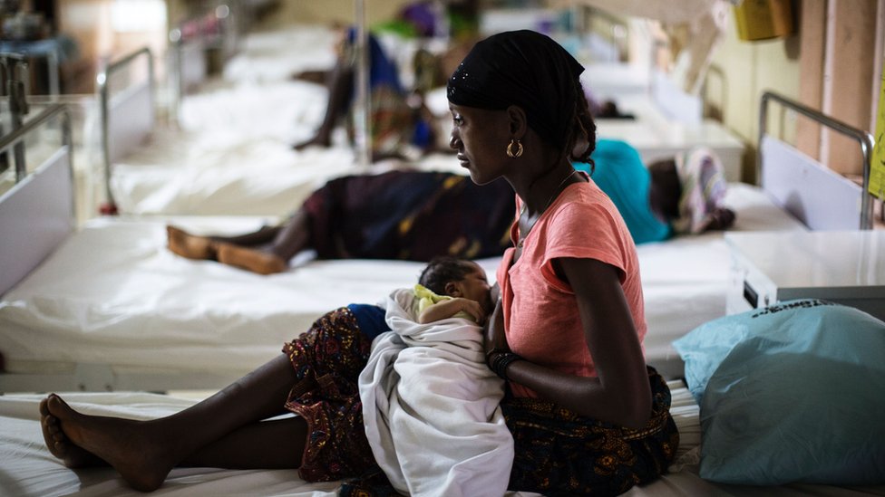 UNFPA mempromosikan kesehatan ibu dan anak serta program keluarga berencana di 150 negara, termasuk Sierra Leone.