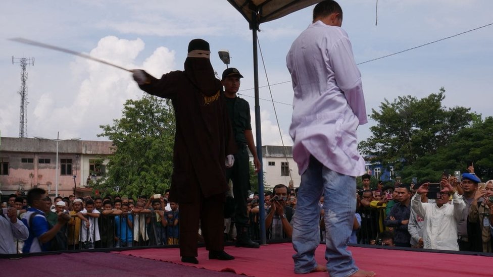 Aceh kembali eksekusi hukum cambuk, termasuk terpidana bukan Muslim