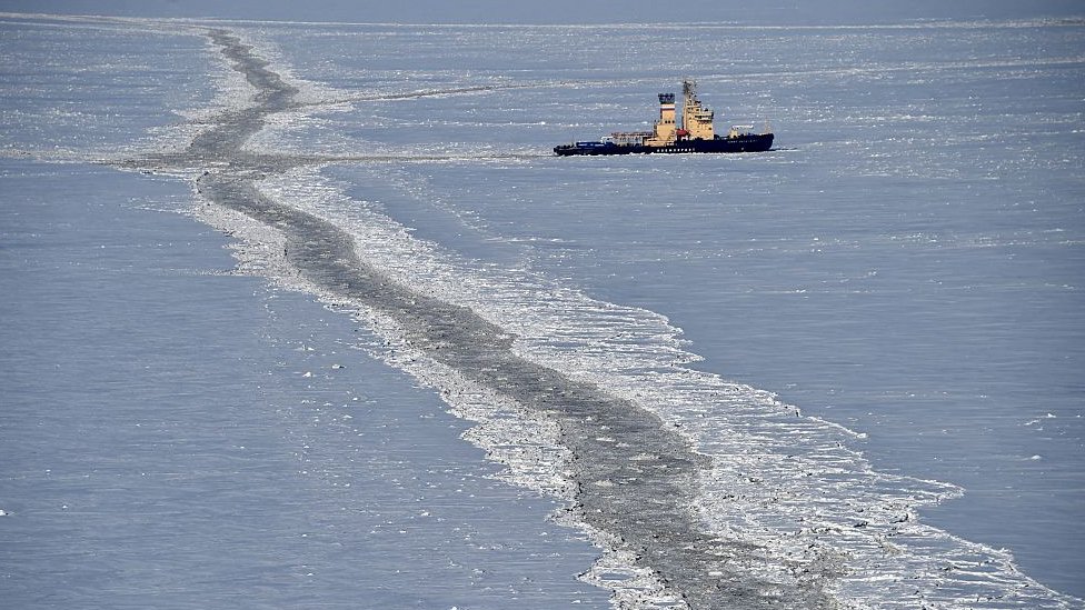 Rusia reclama la explotación del Polo Norte, Internacional