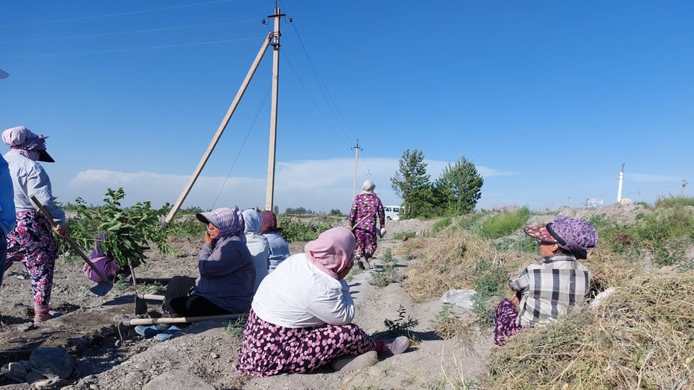 Qadimgi togri kokrak porno Valeriya Nemchenko porno suratga olish