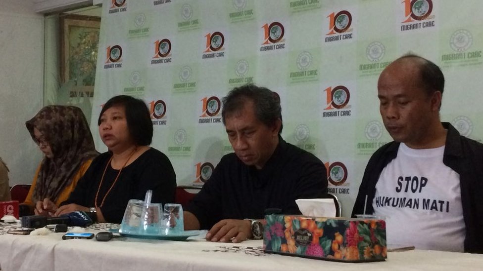 Porno ogli shkafdan onasiga josuslik qildi