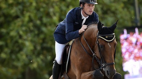 Brash moves top of Tour standings