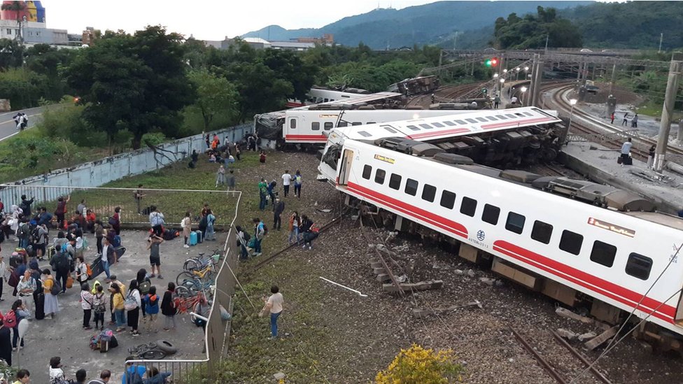 Taiwan train derailment in Yilan County kills at least 18