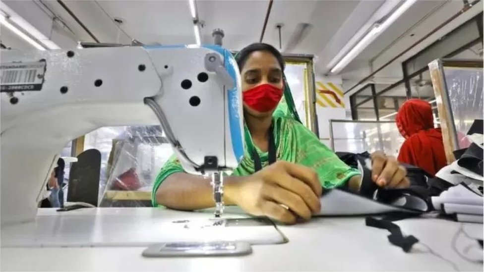 Ko‘kragimni paypasladi