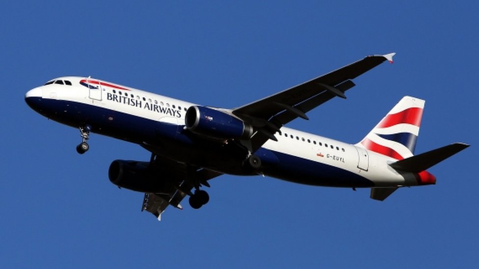 Drone' hits BA plane: Police investigate Heathrow incident - BBC News