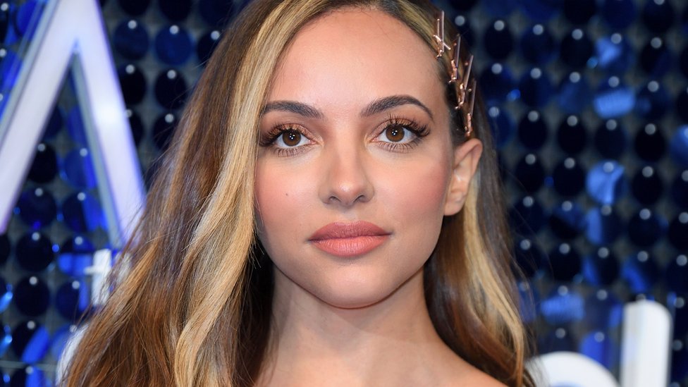 Little Mix's Jade Thirlwall Debuts Blue Hair on Instagram - wide 4