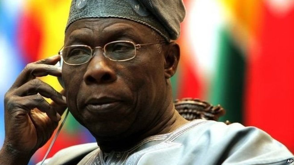 Obasanjo appelle Buhari à 