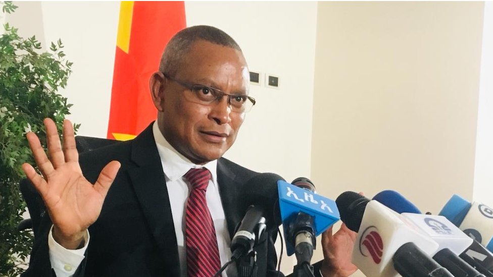 Jinsiy sonlar fotosurati Blowjob katta sik