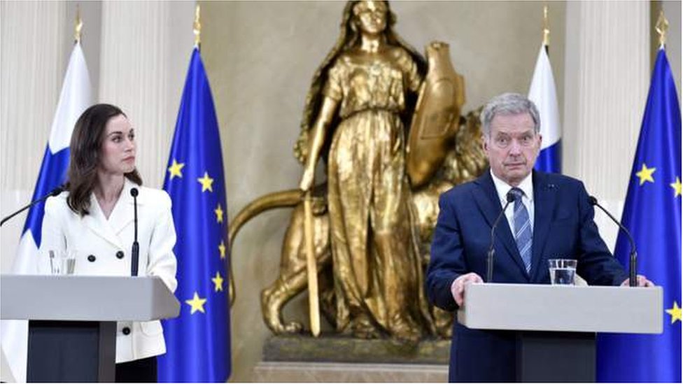 Porno ichida sport Bir yigitning onasining dugonasini sikishini tomosha qiling