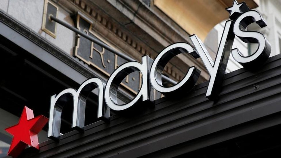 US retailer Macy's to close 100 stores