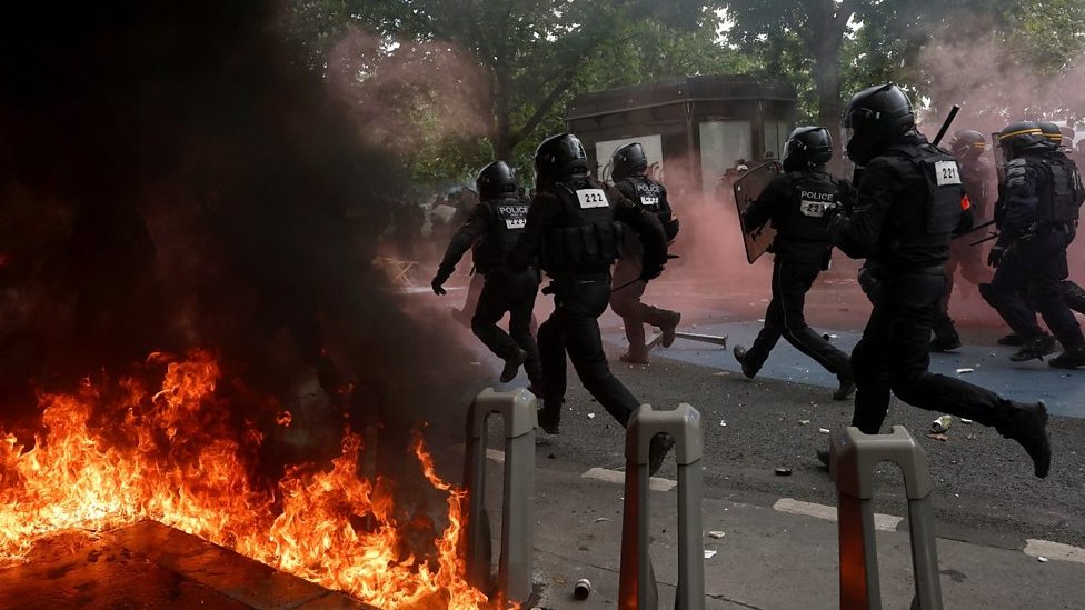 French cities witness violence in May Day demonstrations