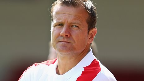 Swindon part with manager Cooper