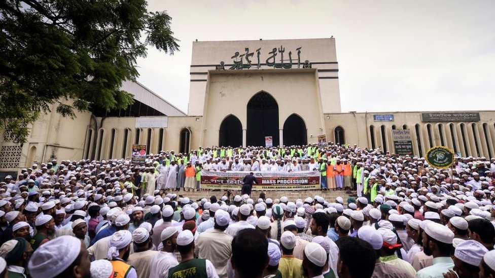 Cunnilingus dan bogimlarning toplami Rus qishloq qizlari video