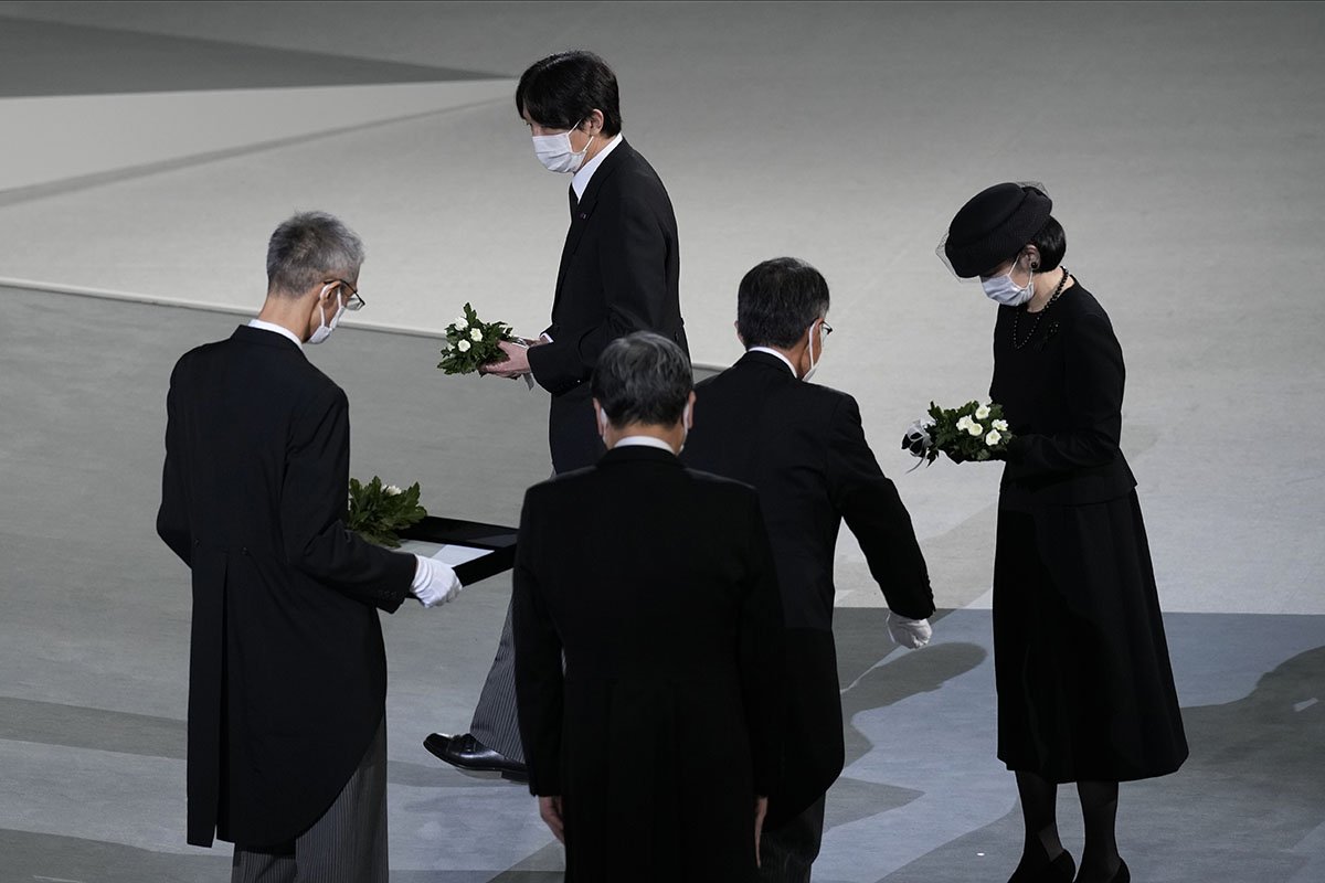 安倍氏の国葬、執り行われる 賛否が割れる中で - BBCニュース 安倍氏の国葬、執り行われる 賛否が割れる中で - BBCニュース