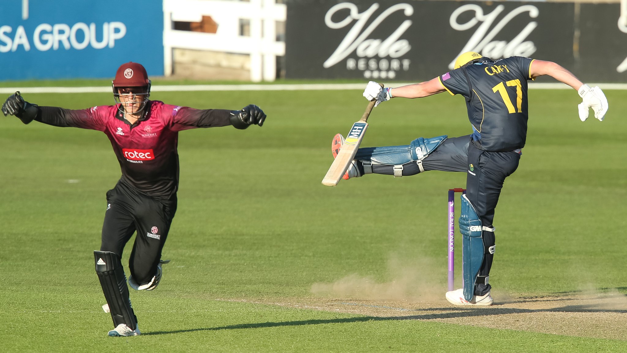 One-Day Cup: Somerset snatch thrilling win over Glamorgan