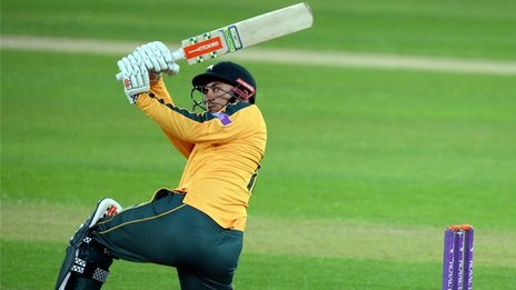 Notts beat Durham to reach Cup semis