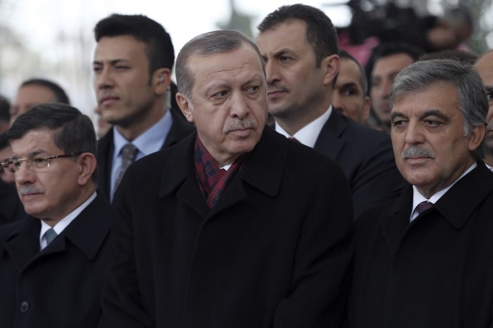 Эрдоган обвинил Запад в поддержке беглых сторонников РПК