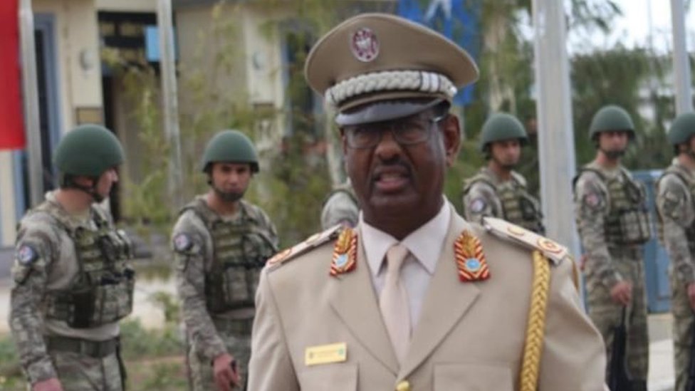 Fanny Hill filmidan erotik sahnalar Yalangoch qizning havaskor surati