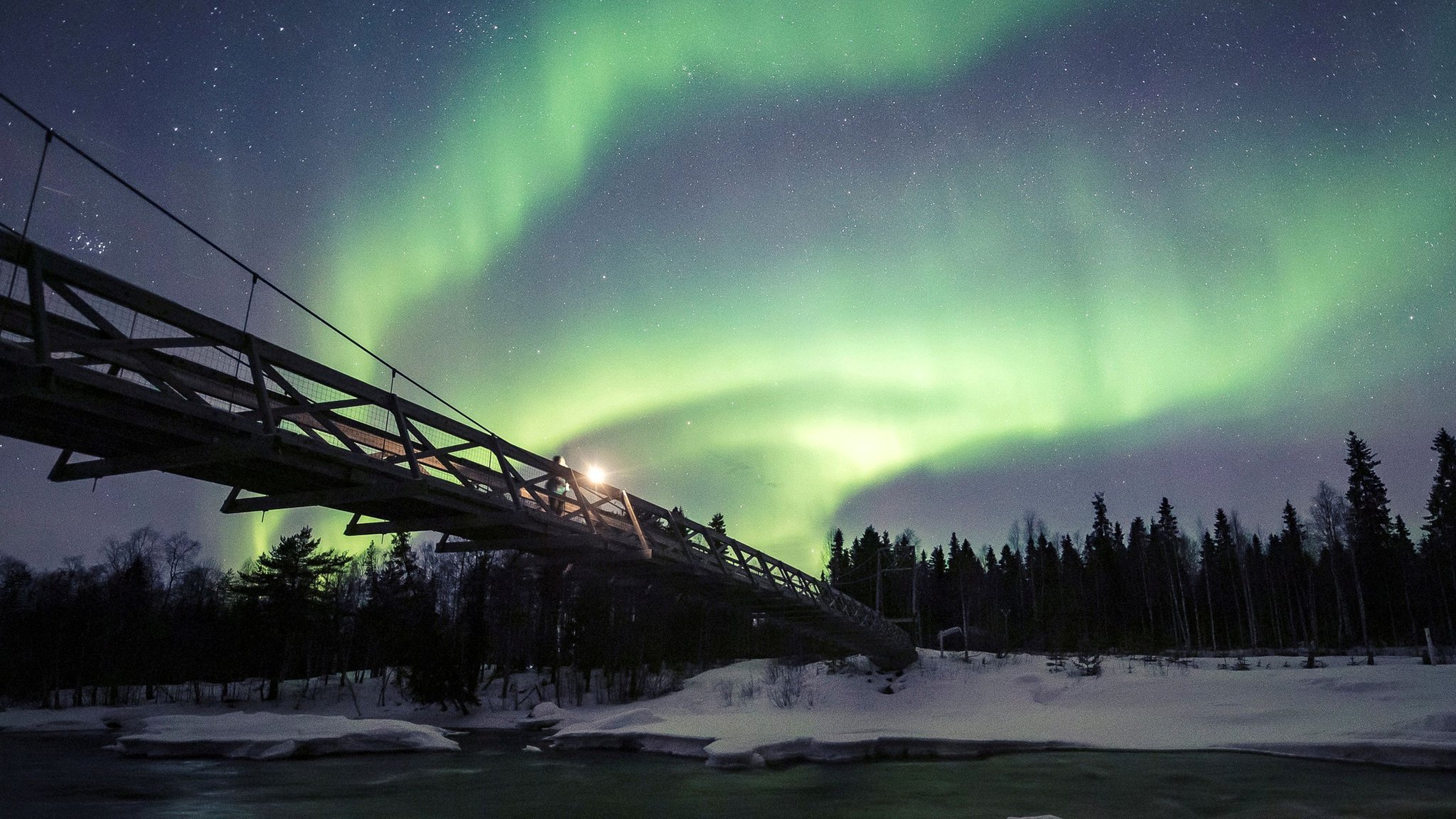 Aurora Boreal: veja como assistir o fenômeno das 'luzes no céu' em tempo  real - TecMundo