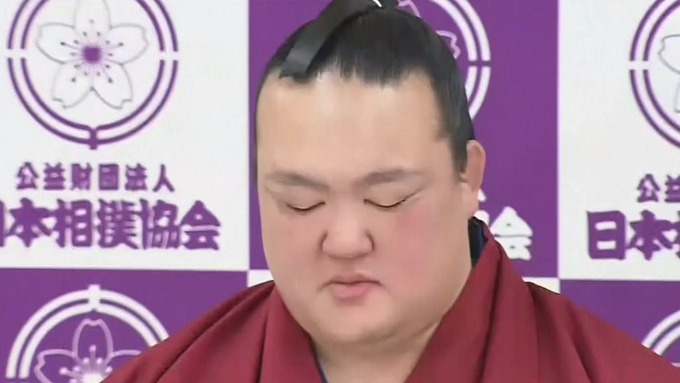日本出身横綱が消滅・・・稀勢の里が現役引退を表明 - BBCニュース