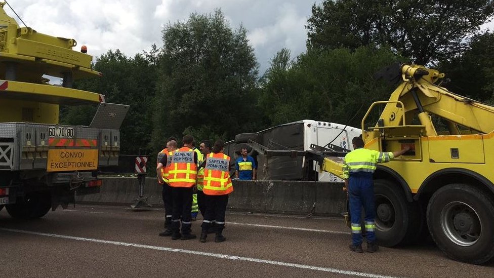 15 injured in France coach crash from Wales