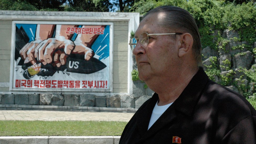 Foto tomada en mayo de 2005 y distribuida en agosto de 2017, muesta a James Joseph Dresnok, un desertor de EE.UU. a Corea del Norte