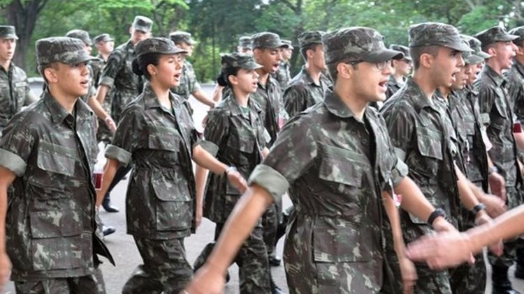 Mulheres Sejam Sargento de carreira do Exército Brasileiro
