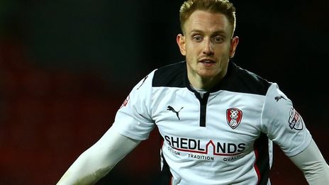 Notts County sign midfielder Milsom