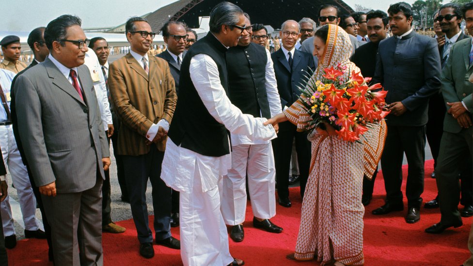 Cha-cha-cha raqsi uchun liboslar