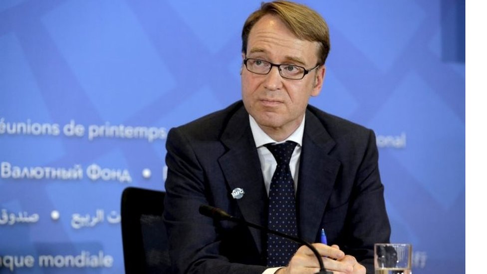 Banks 'would lose passporting rights with hard Brexit'
