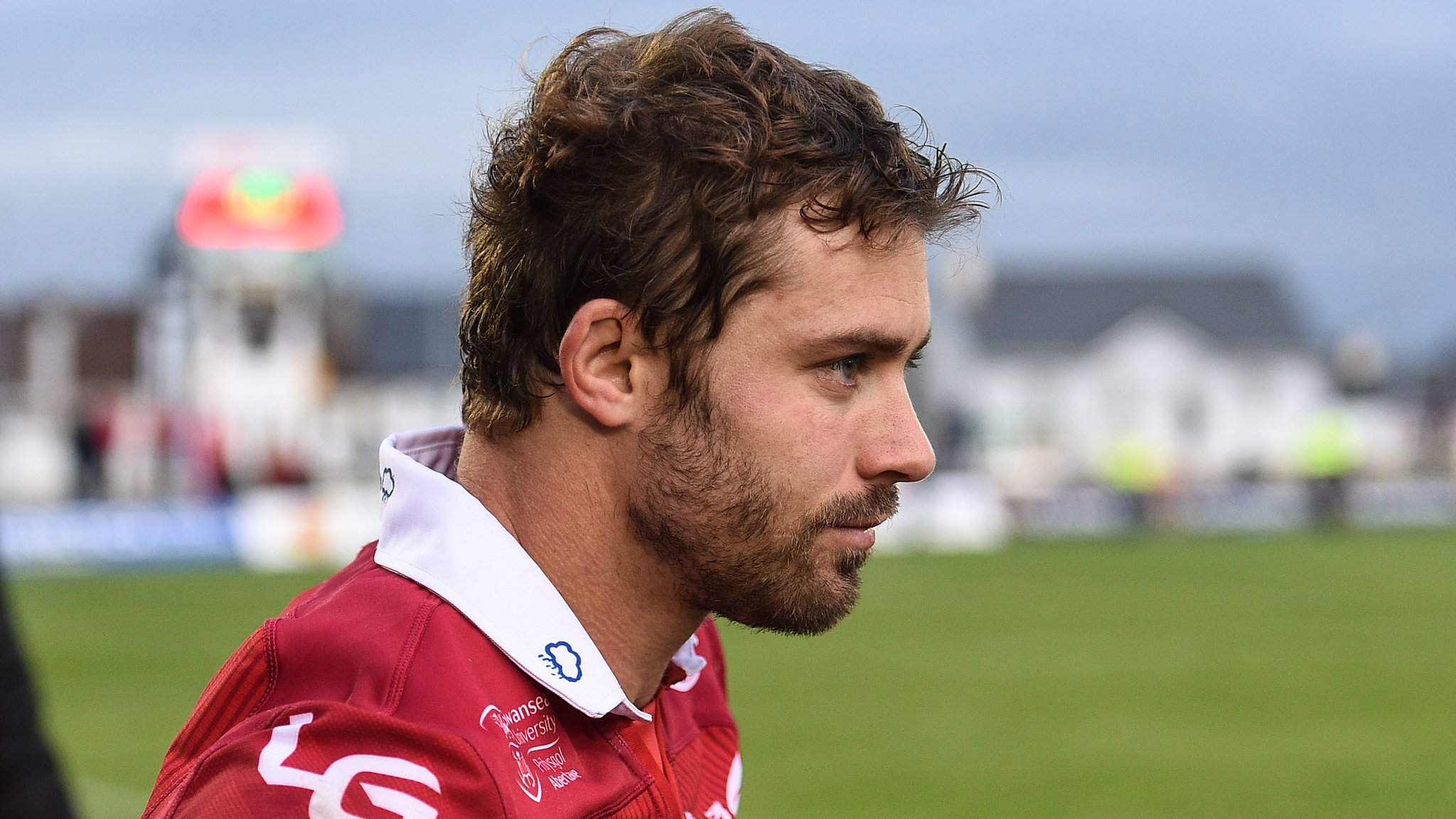 Halfpenny out for Scarlets' trip to Italy