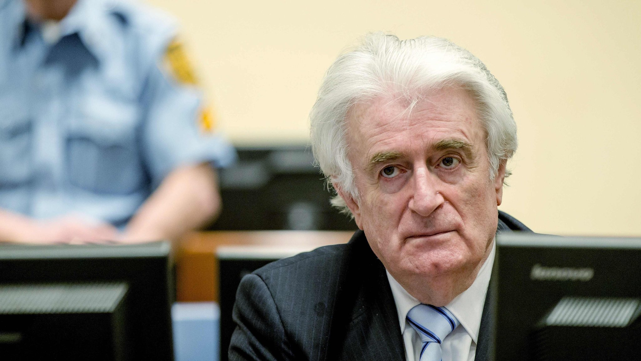 ボスニア虐殺でカラジッチ被告に禁錮40年判決 - BBCニュース