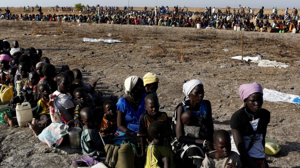 ألاف من سكان جنوب السودان ينتظرون توزيع المساعدات عليهم