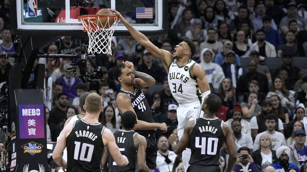 NBA: Giannis Antetokounmpo makes injury return as Milwaukee Bucks beat Brooklyn  Nets - BBC Sport