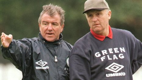 Former England coach Howe dies aged 80