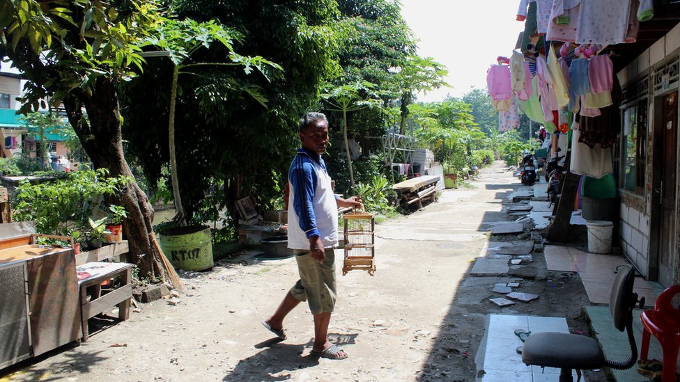 Kampung Tongkol