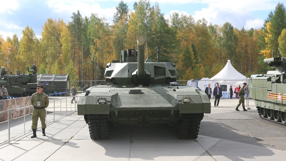 Танк "Армата" оказался слишком дорогим для России, а Т-72 - не таким уж  старым - BBC News Русская служба