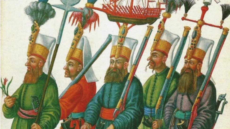 Ikkita dildodan qanday foydalanish kerakligi haqida video yalangoch ayollar dam olishadi