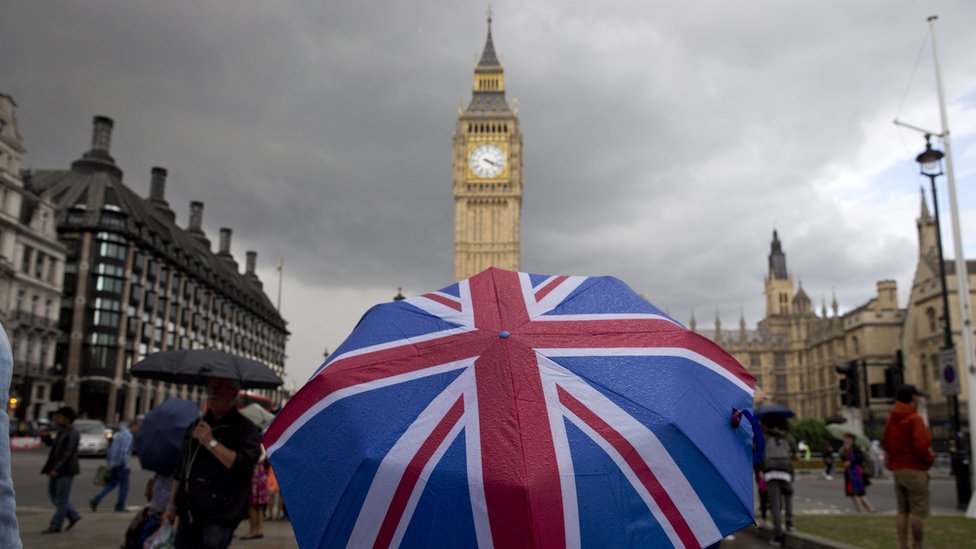 Brexit EU trade deals 'should not cherry pick' different sectors