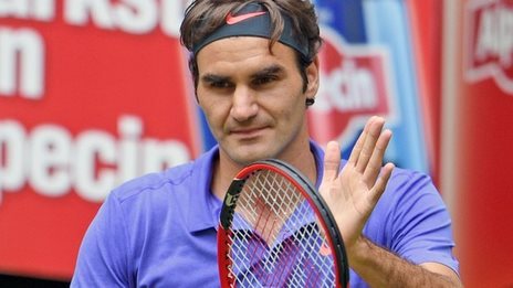 Federer through to Halle third round