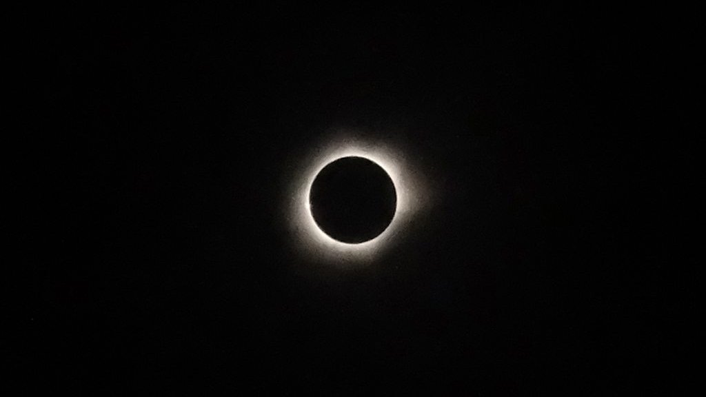 Google and UC Berkeley to create movie from eclipse images