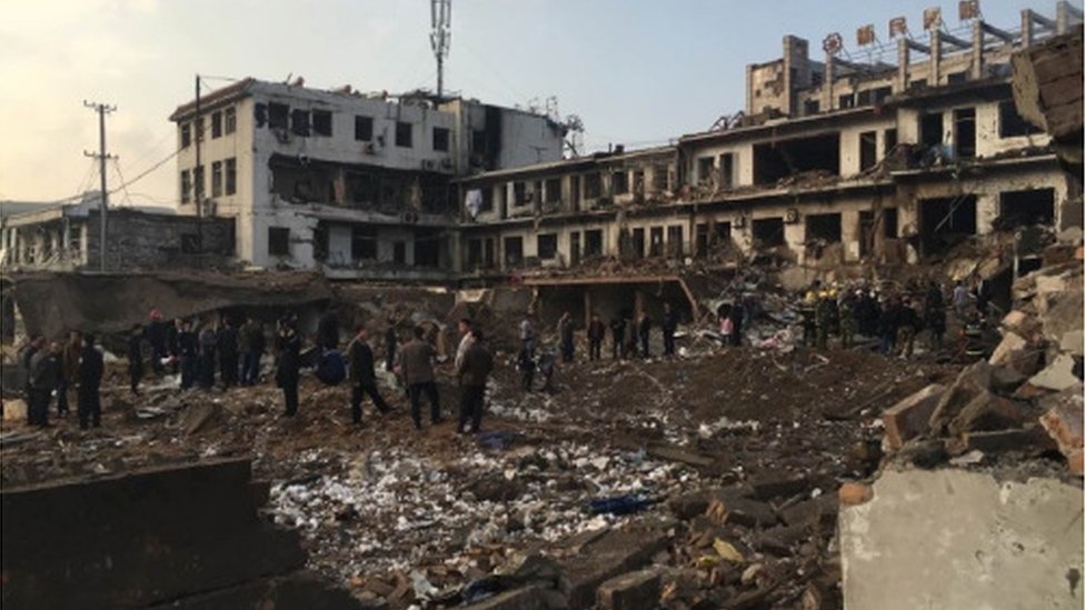 中国四川省の化学工場で爆発 19人死亡 - BBCニュース
