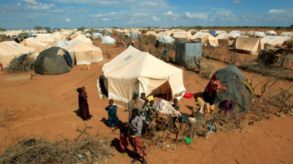 Katta dildo bilan jinsiy aloqa video Onlayn veb-kamerada uy qurilishi porno