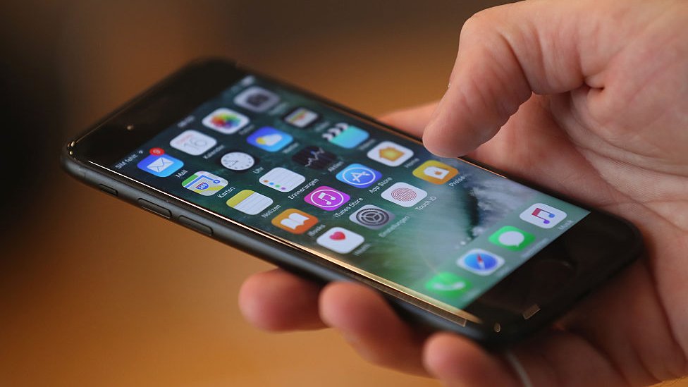 Cómo saber si un iPhone X es falso o robado
