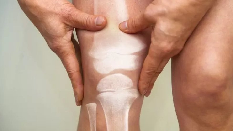 Erkak ayolni qarzini tolash uchun aylanaga aylantirdi. POV milf hd porno video