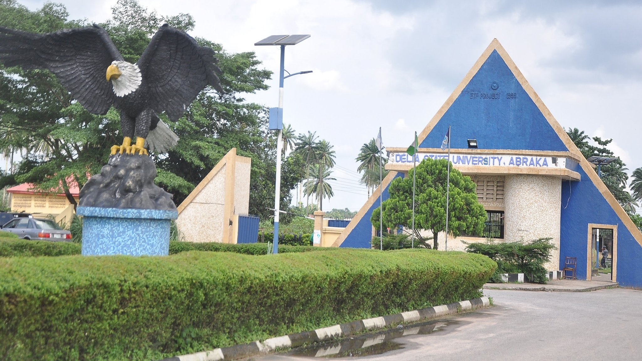Delta State University: Governor Okowa establish "University of Delta, UST,  DOU" add to DELSU Abraka - BBC News Pidgin