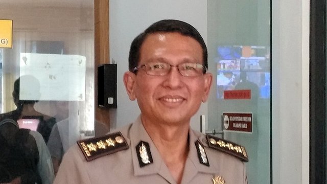 Kabagpenum Divhumas Polri Martinus Sitompul mengatakan polisi akan melakukan rapat dan gelar perkara untuk menentukan apakah bantuan Interpol dibutuhkan.