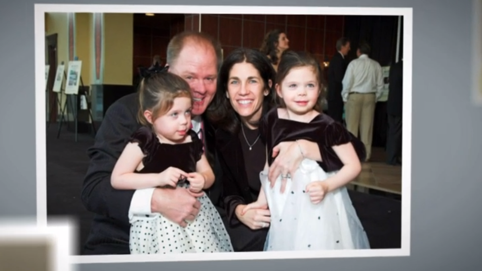 Chris y Hugh Hempel con sus hijas