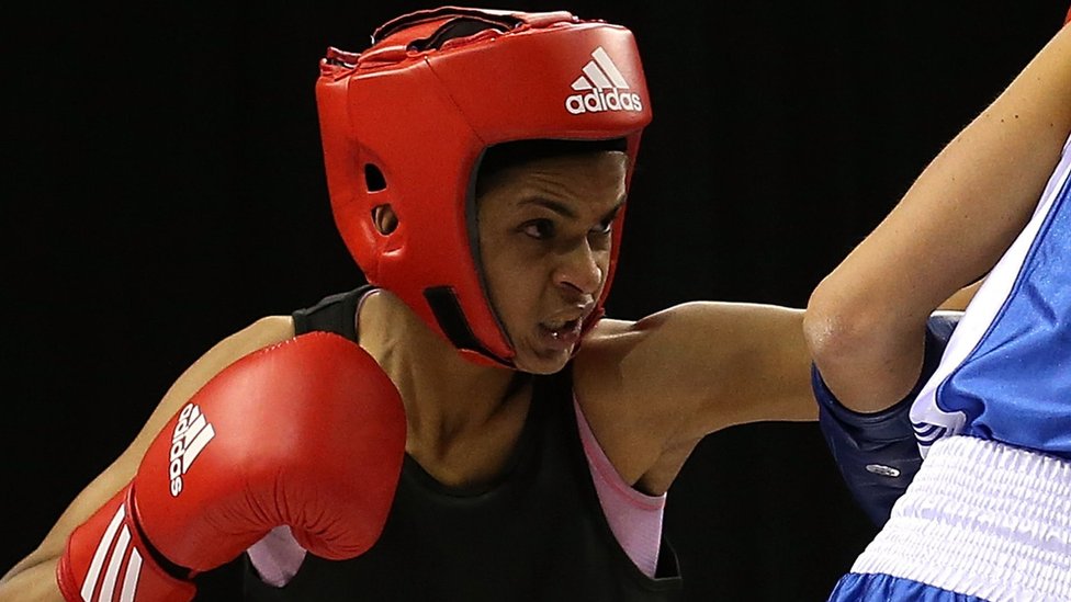 Piers Edwards meets Somalia's secret boxing champion